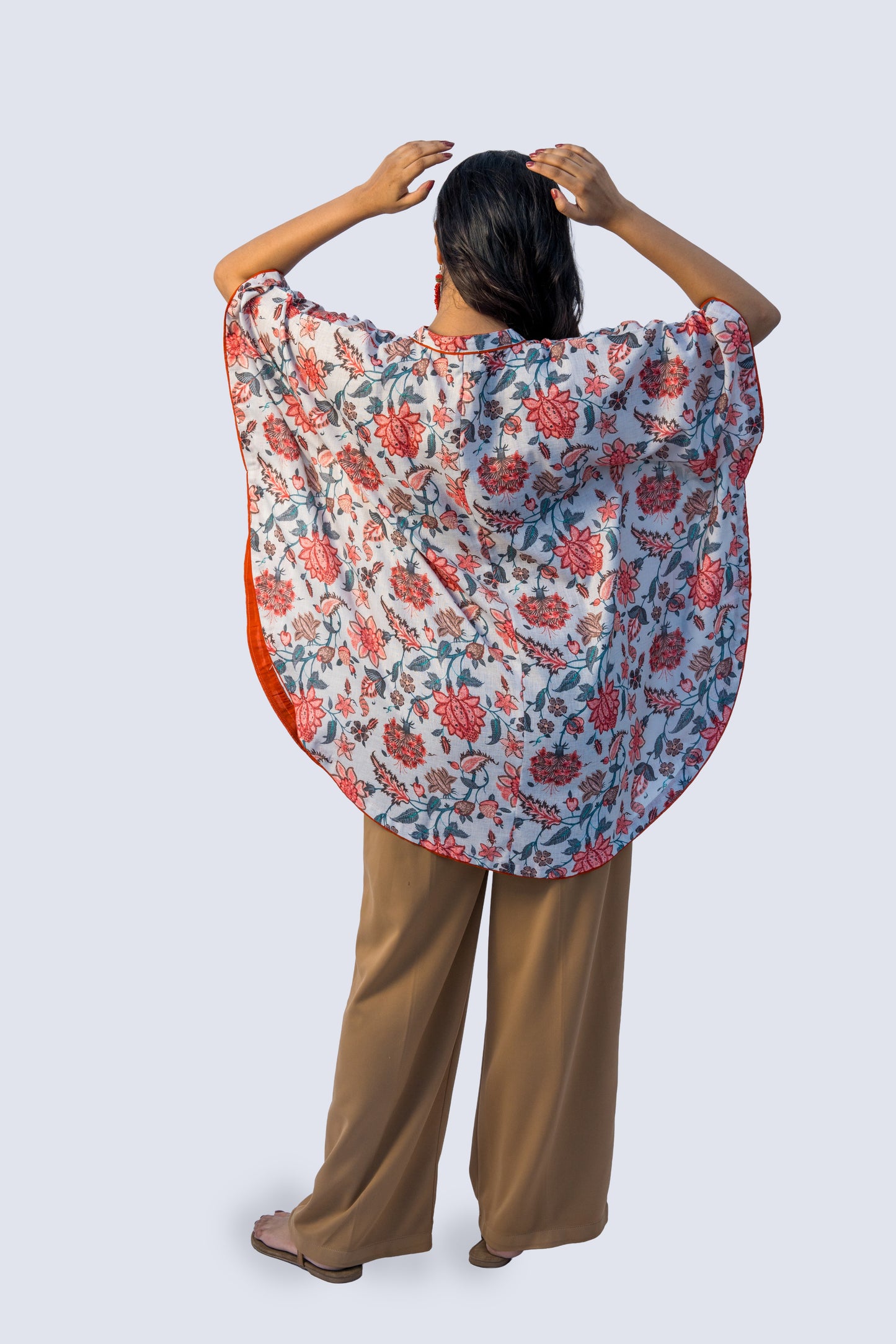 Centre Silai Poncho Style