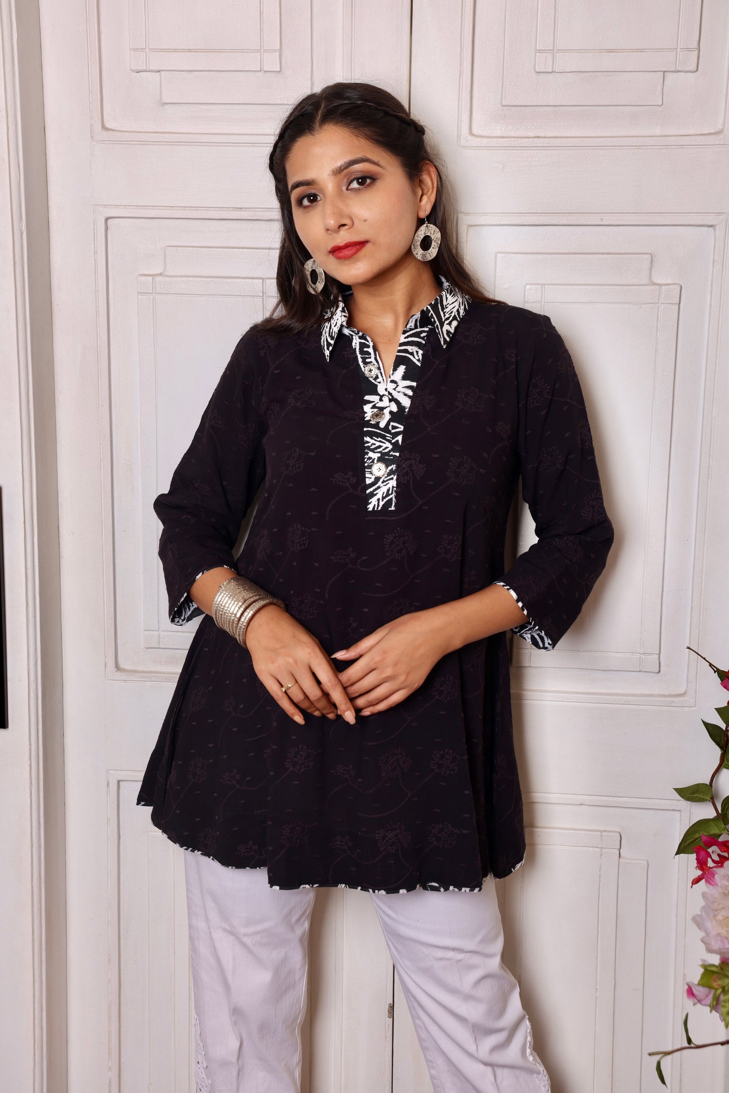 Black White Hakoba Georgette Short Kurti