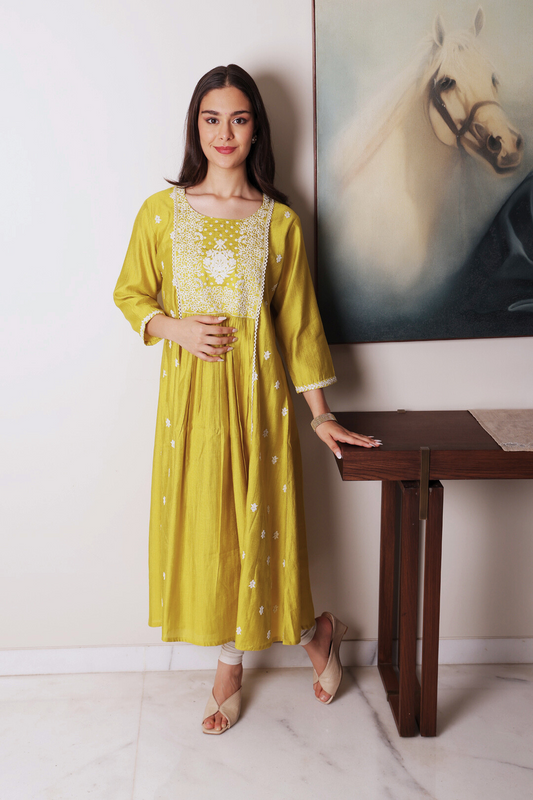 Thread Yoke Kurta
