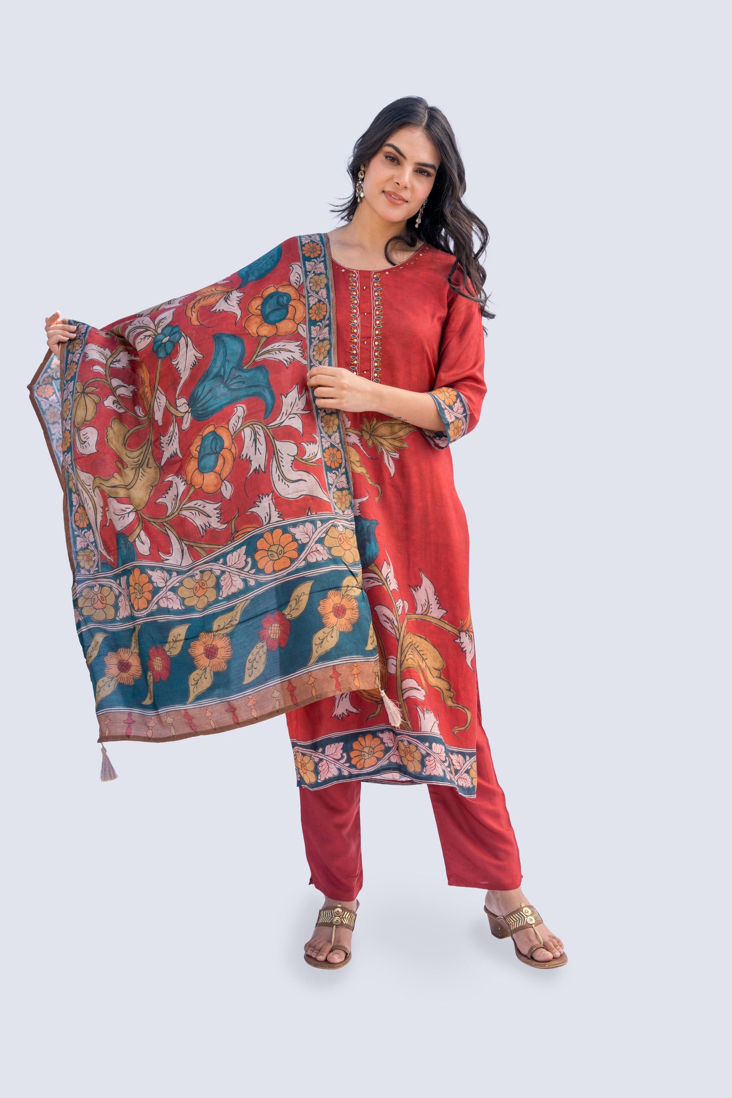 Floral Jari Embroiderey Yoke