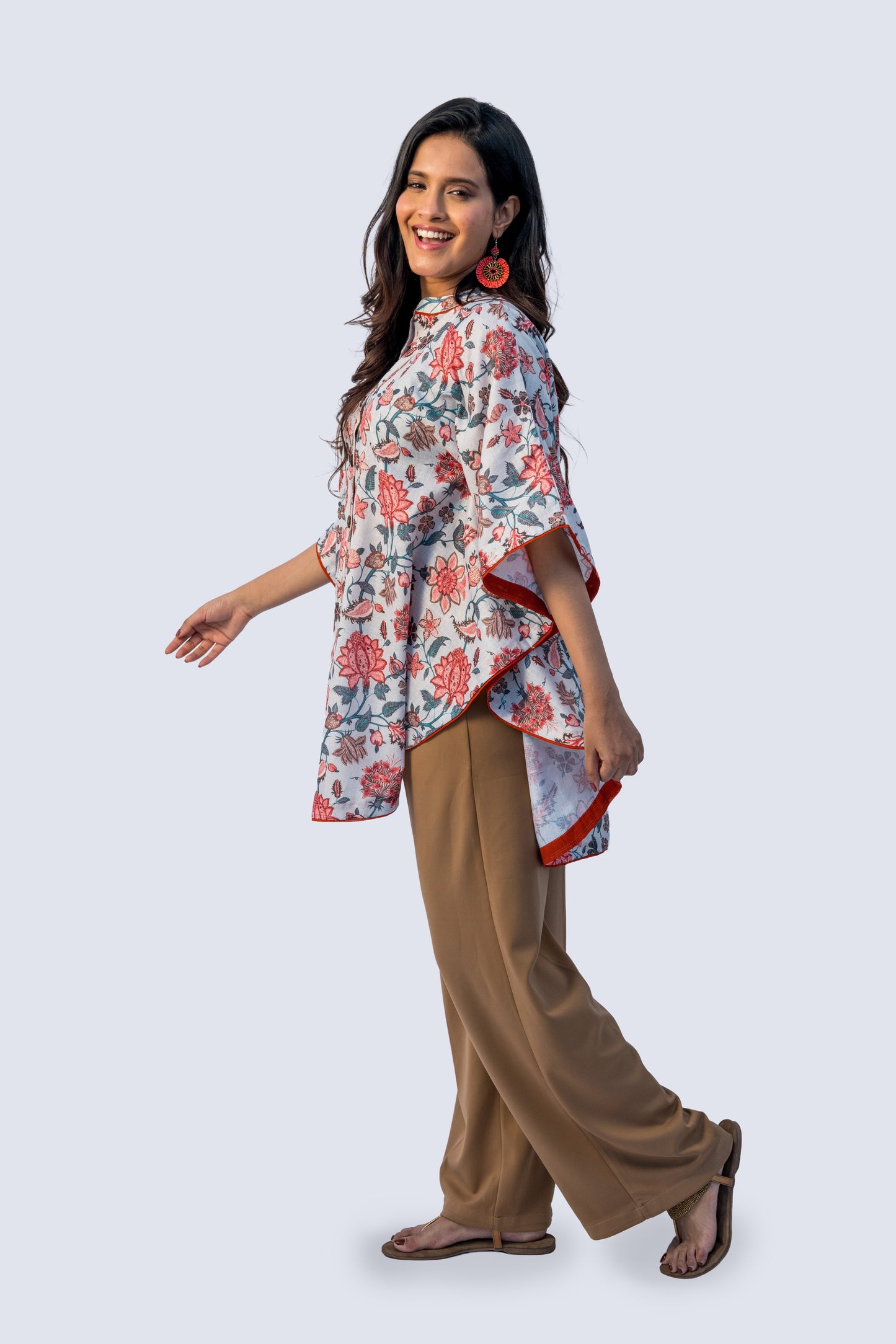 Centre Silai Poncho Style