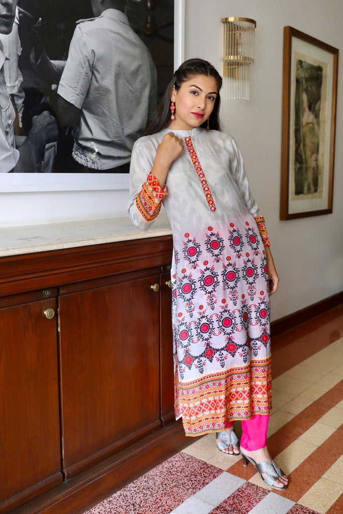 Latest Beautiful kurti... - Kv fashion designer boutique | Facebook